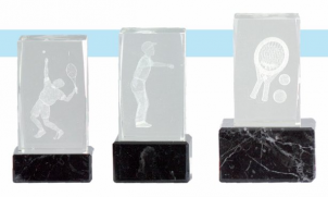 0504 Trofeo CUBO Cristal