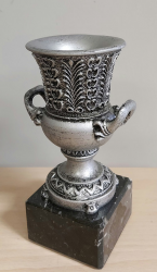 SC001-0 Supercopa 16 CM terminación Pintura y con Base Marmol